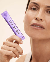 Load image into Gallery viewer, Vida Glow Natural Marine Collagen Sachets Blueberry